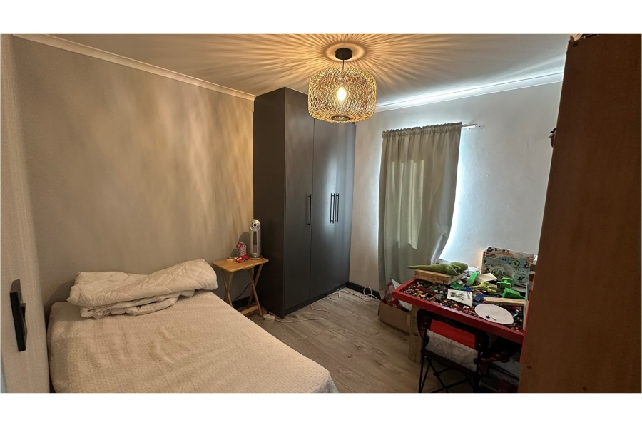 3 Bedroom Property for Sale in De Zoete Inval Western Cape